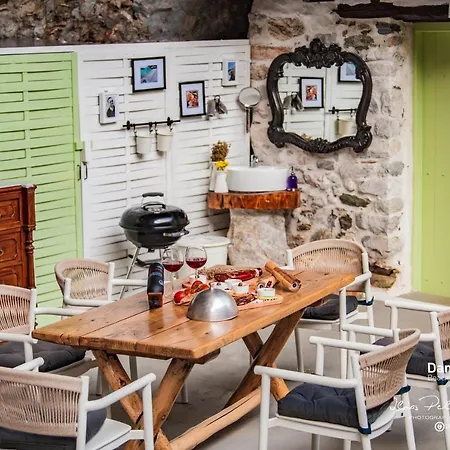 Damma Mia * Νταμούχαρη