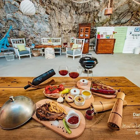 Damma Mia * Damouchari